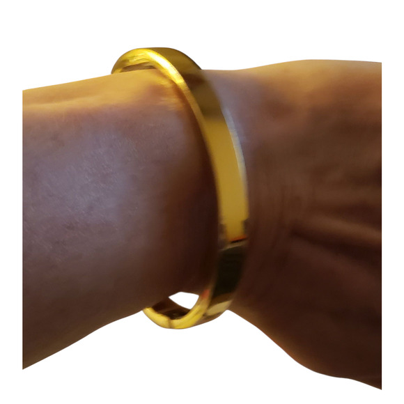 Vintage Baubler & Stila Bracelet – Gold Oval Bangle Magnetic Clasp 6.5–7.5” Fit - Picture 8 of 10